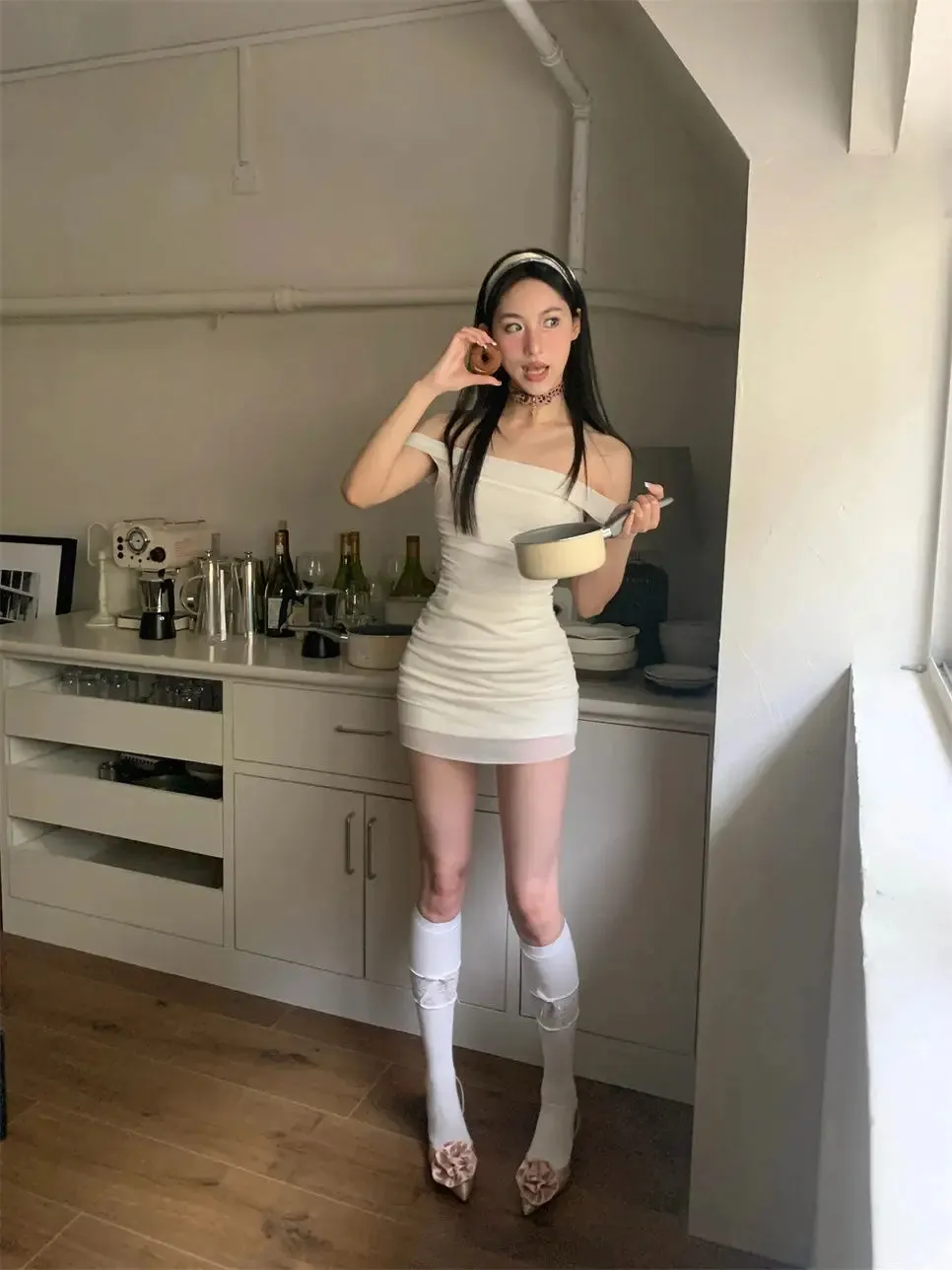 Girlary Pure one shoulder dress summer new mesh splicing receiving waist thin package hip short skirt children want style women clothing