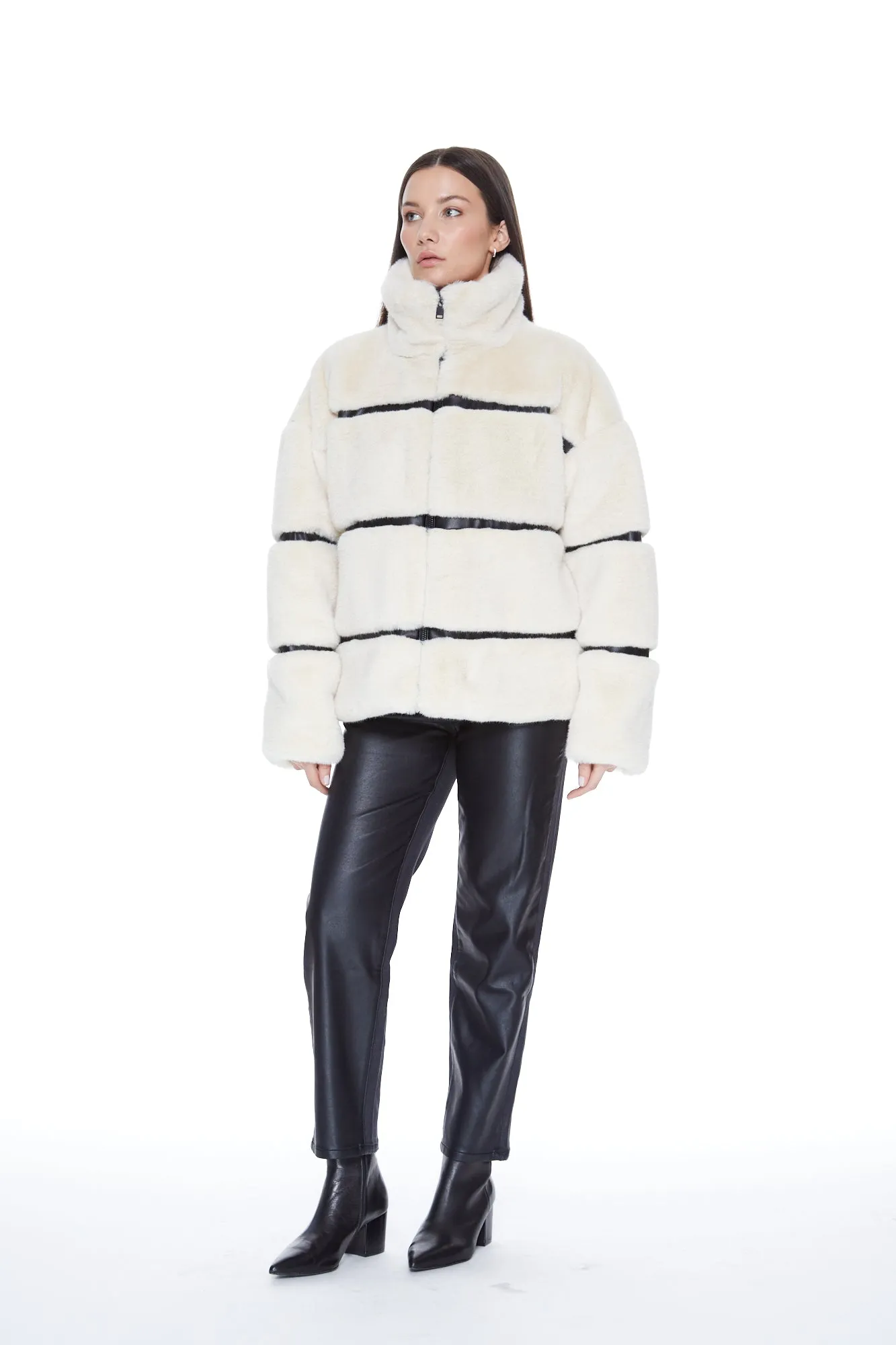 Mob Wife UnReal Leather Fur Jacket In Vanilla Bean